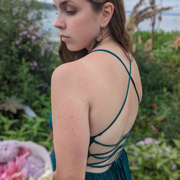 Meet your Posher, Lindsey - Picture 4 of 4